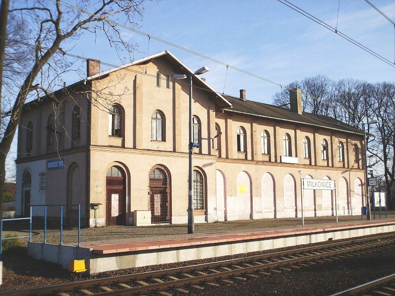 Dworzec kolejowy, Miłkowice