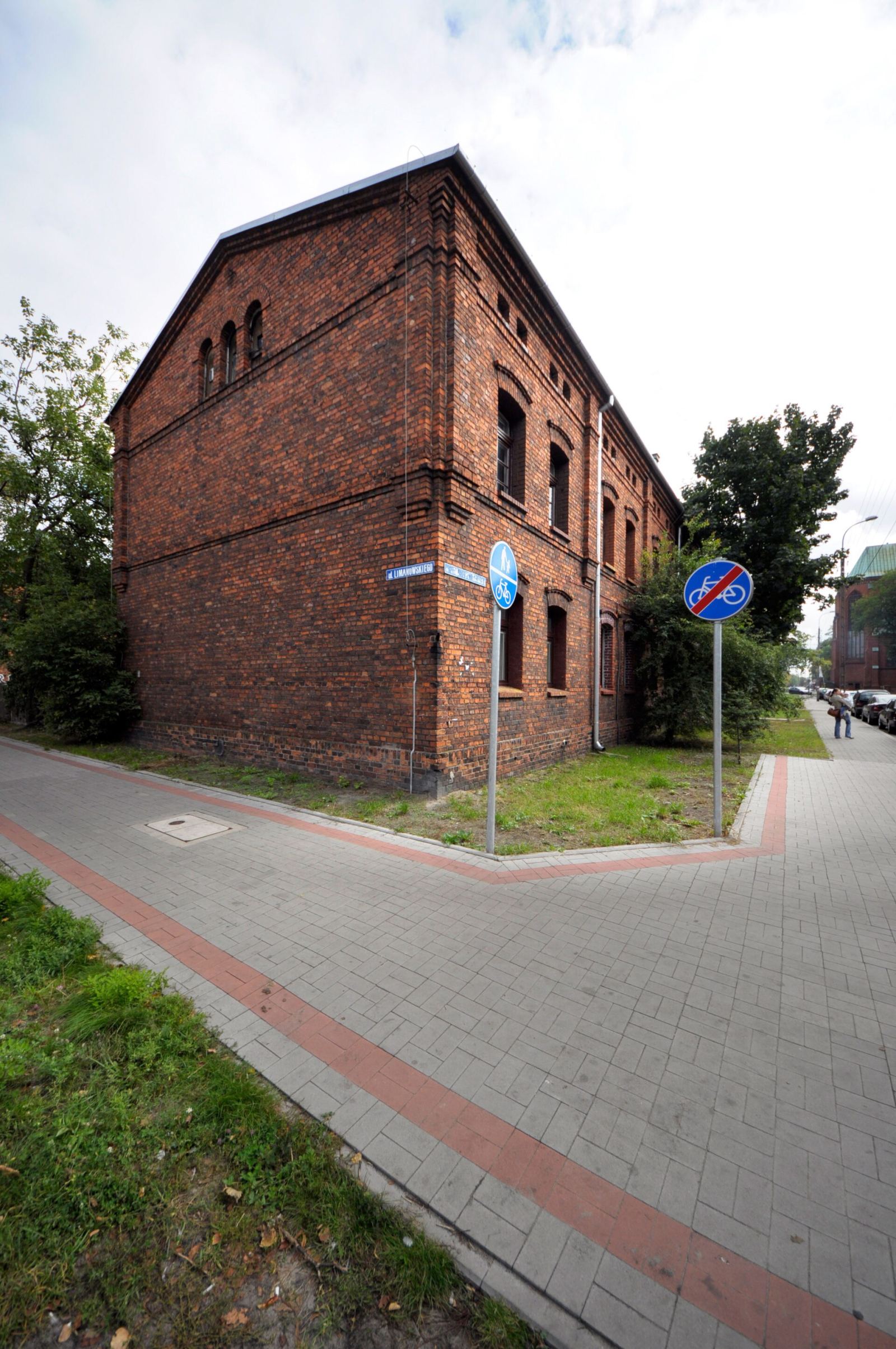 Dom, Żyrardów