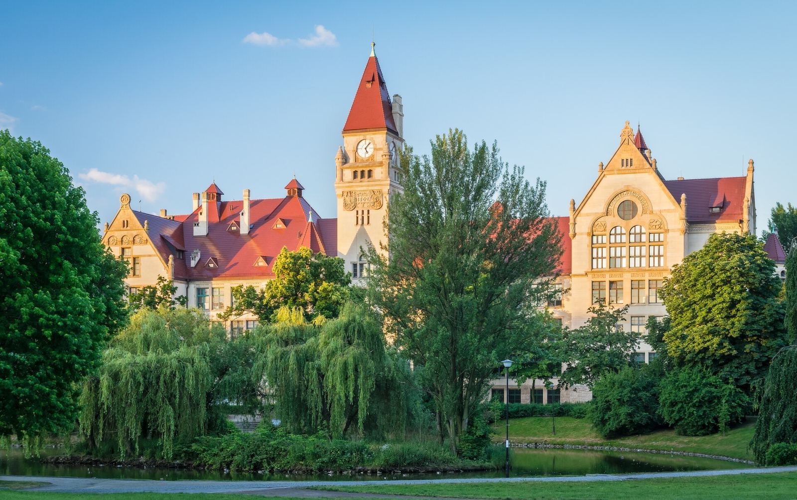 Budynek Politechniki Wrocławskiej, Wrocław
