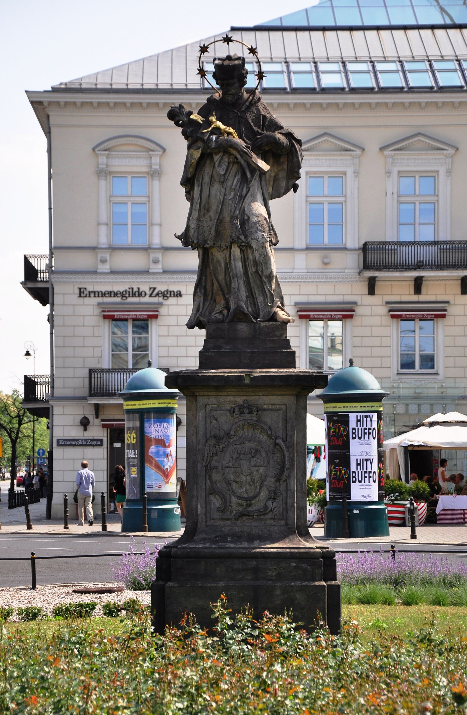 Figura św. Jana Nepomucena, Warszawa