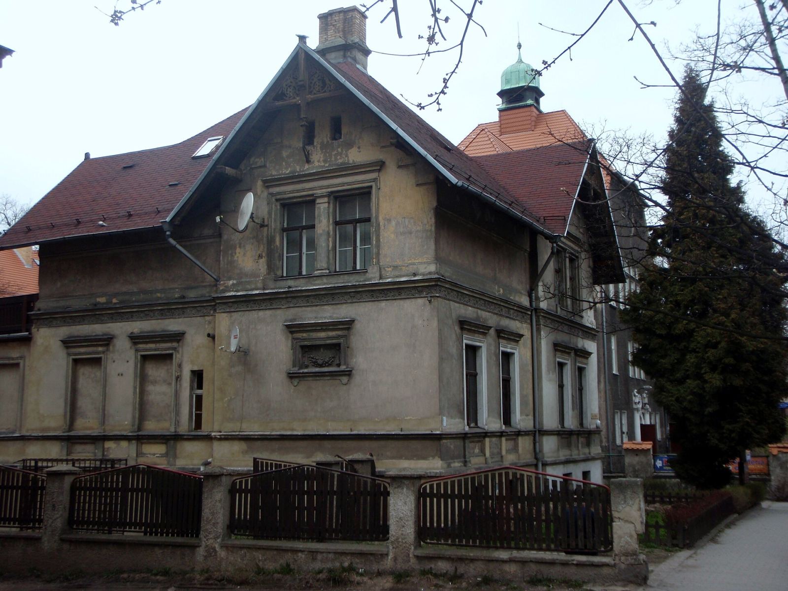 Dom, Jelenia Góra