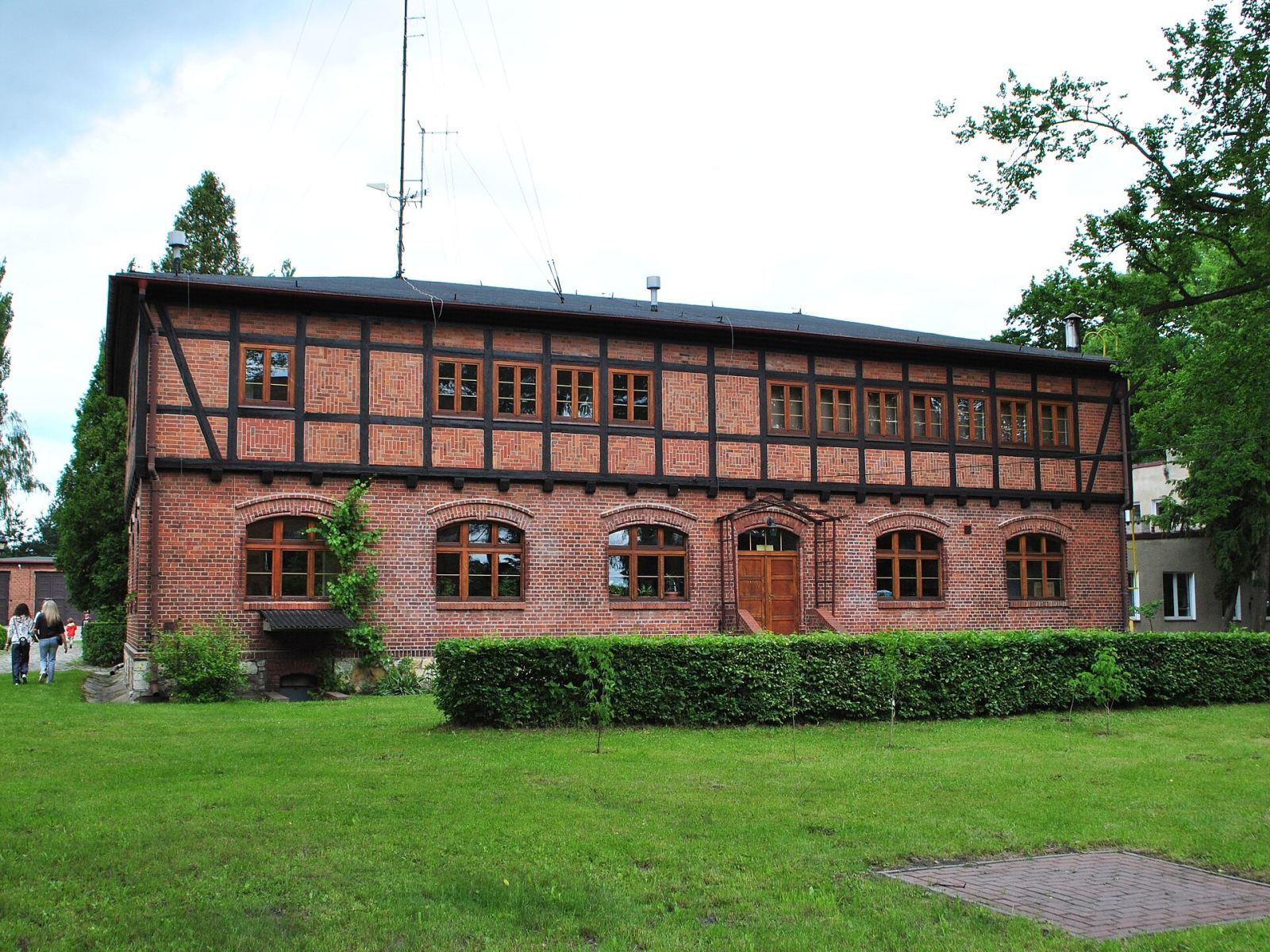 Budynek administracyjny, Karchowice
