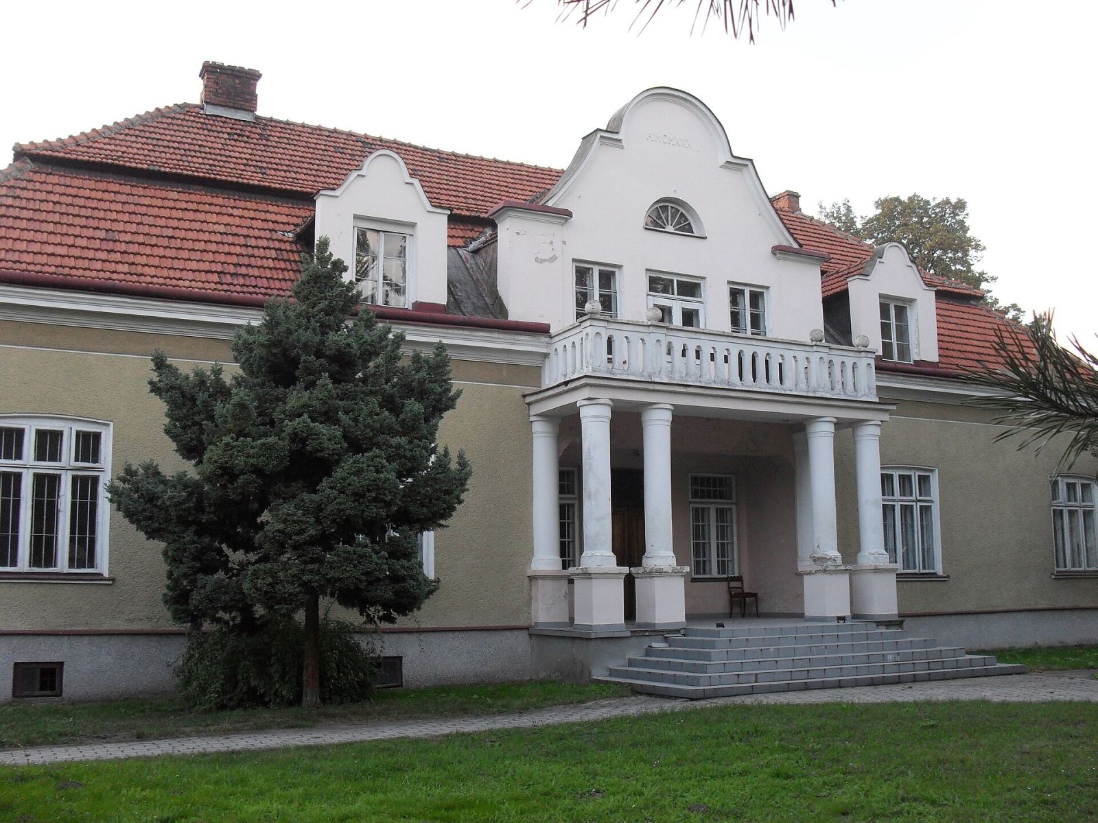 Stara plebania, Radłów