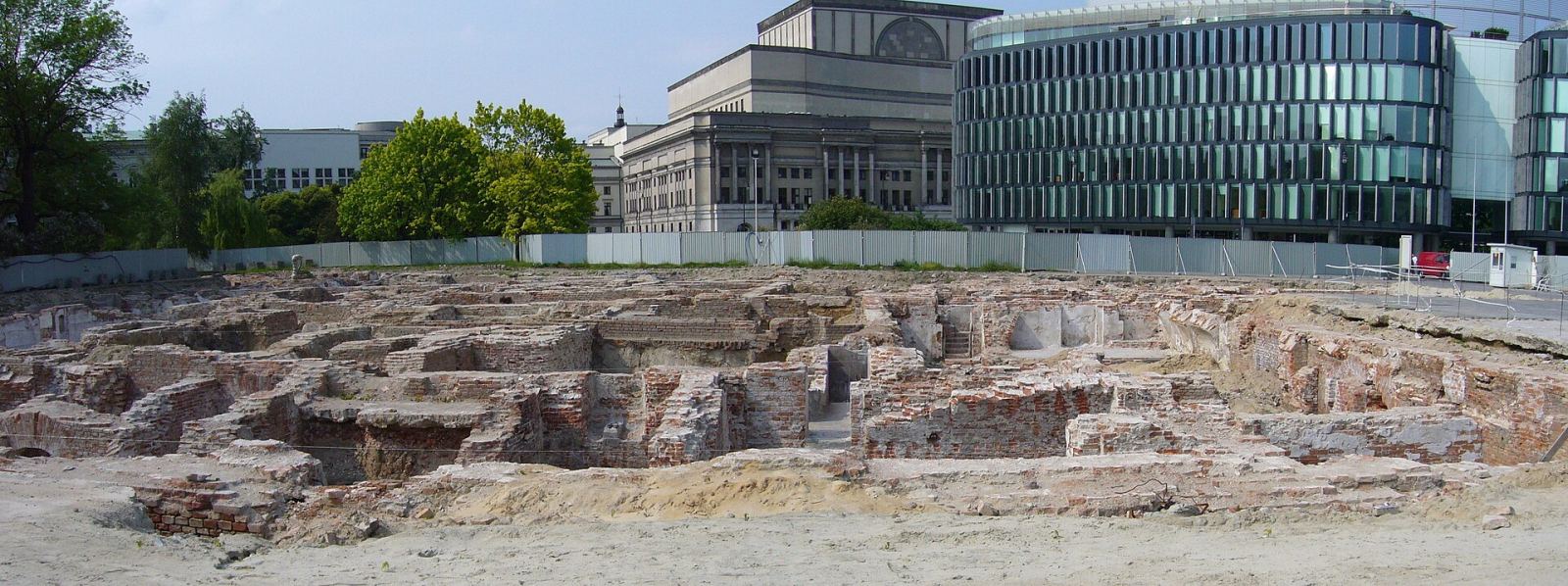 Relikty zabudowy pl. Piłsudskiego, Warszawa