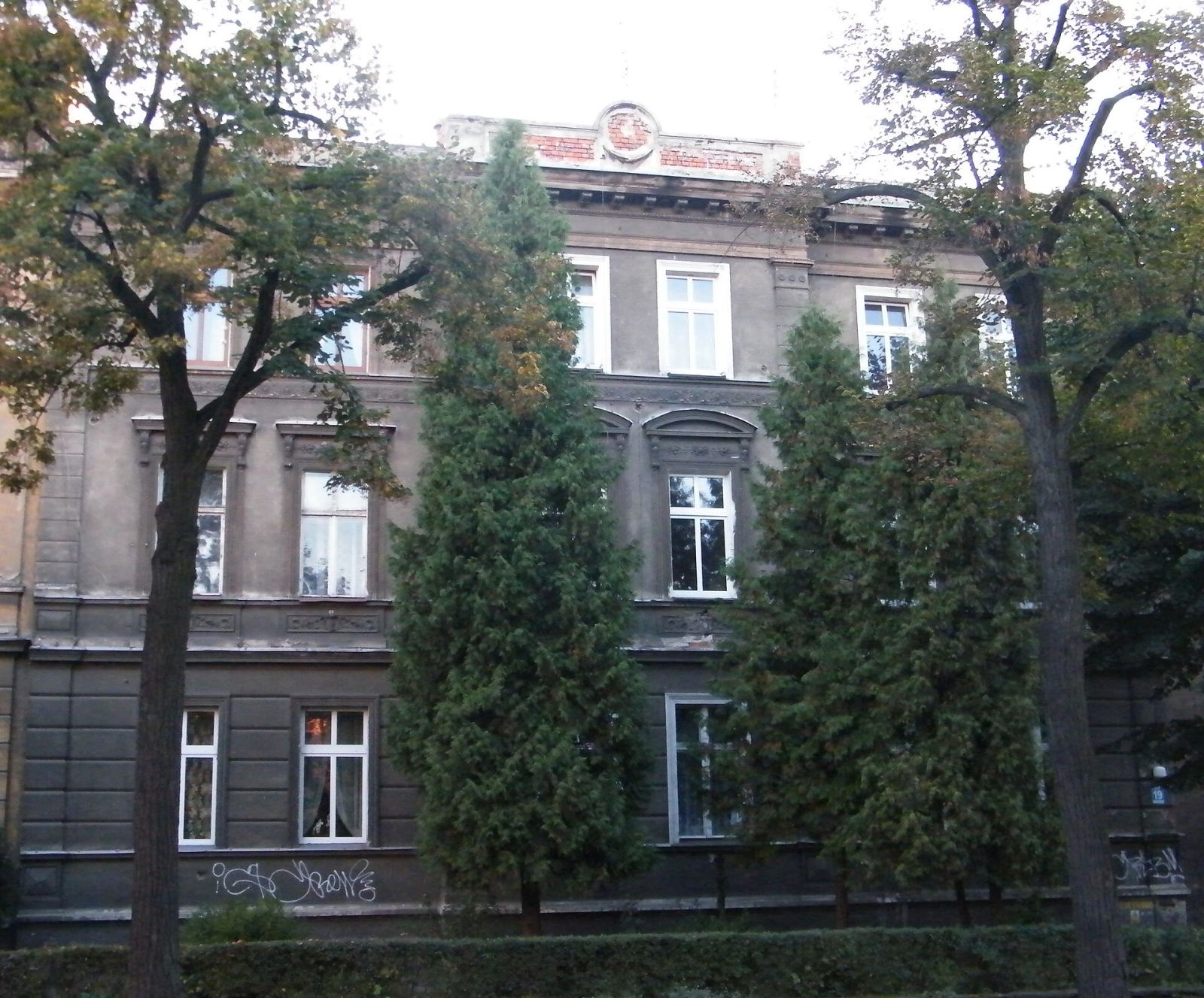 Dom, Brzeg