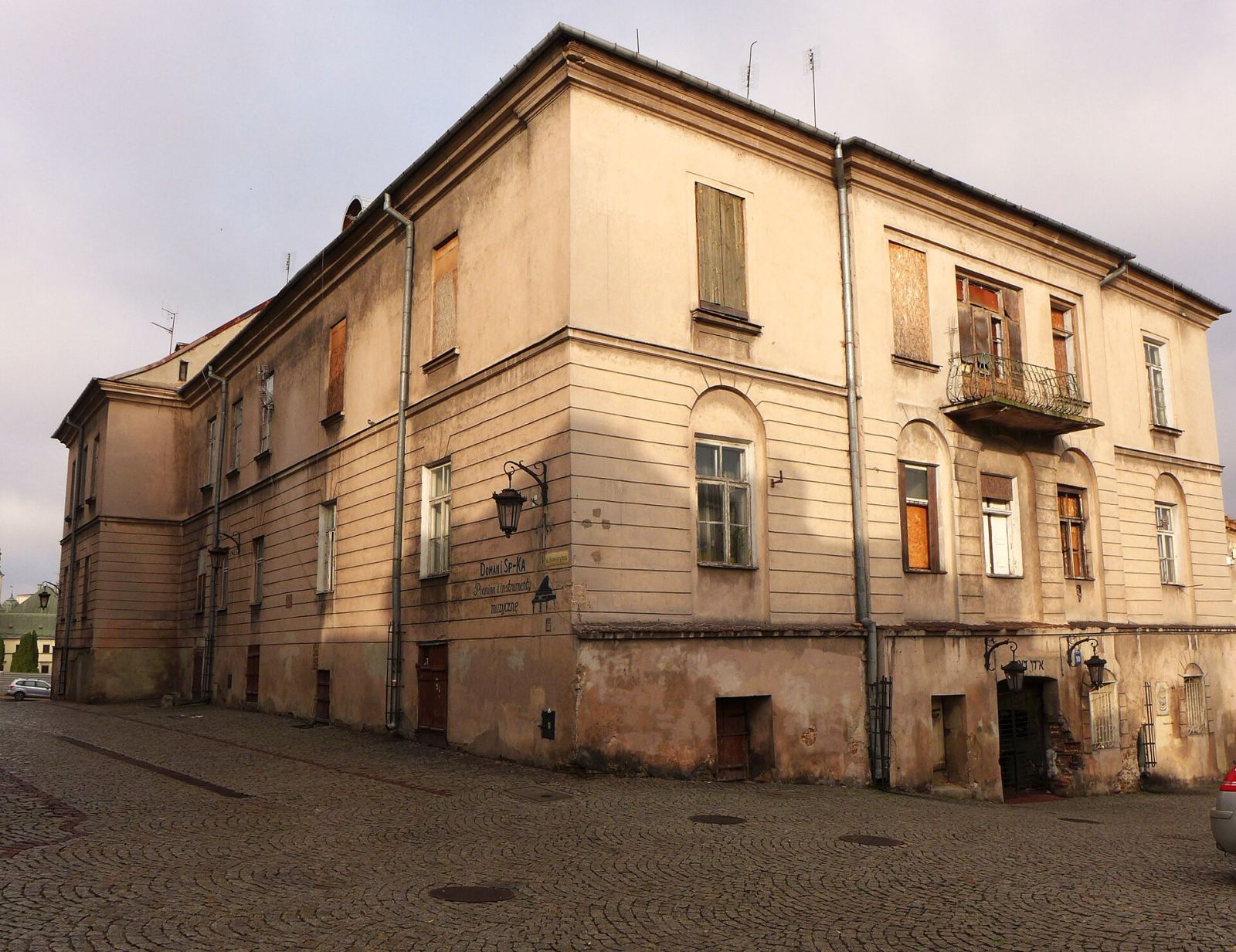 D. klasztor trynitarzy tzw. Pałac Pawęczkowskiego, Lublin