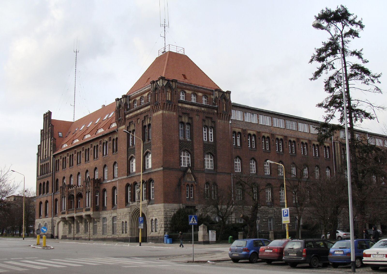 Budynki prezydium policji, ob. Komenda Wojewódzka Policji, Szczecin