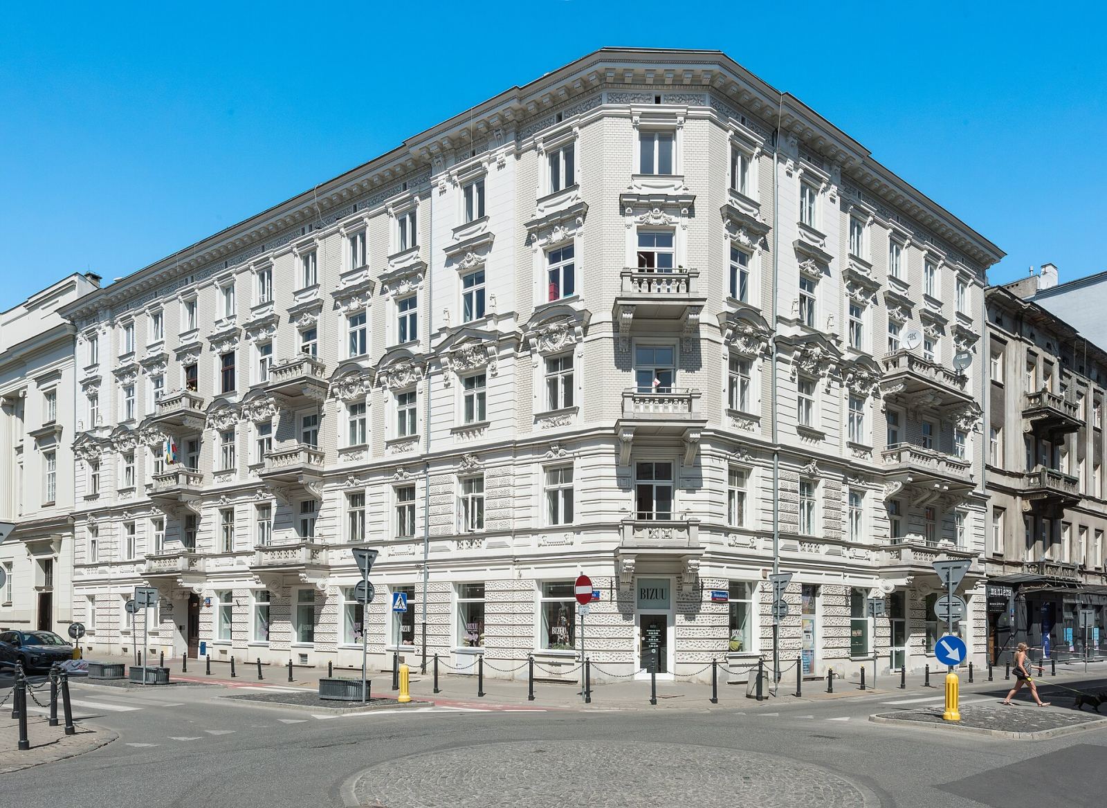 Kamienica z oficyną, Warszawa