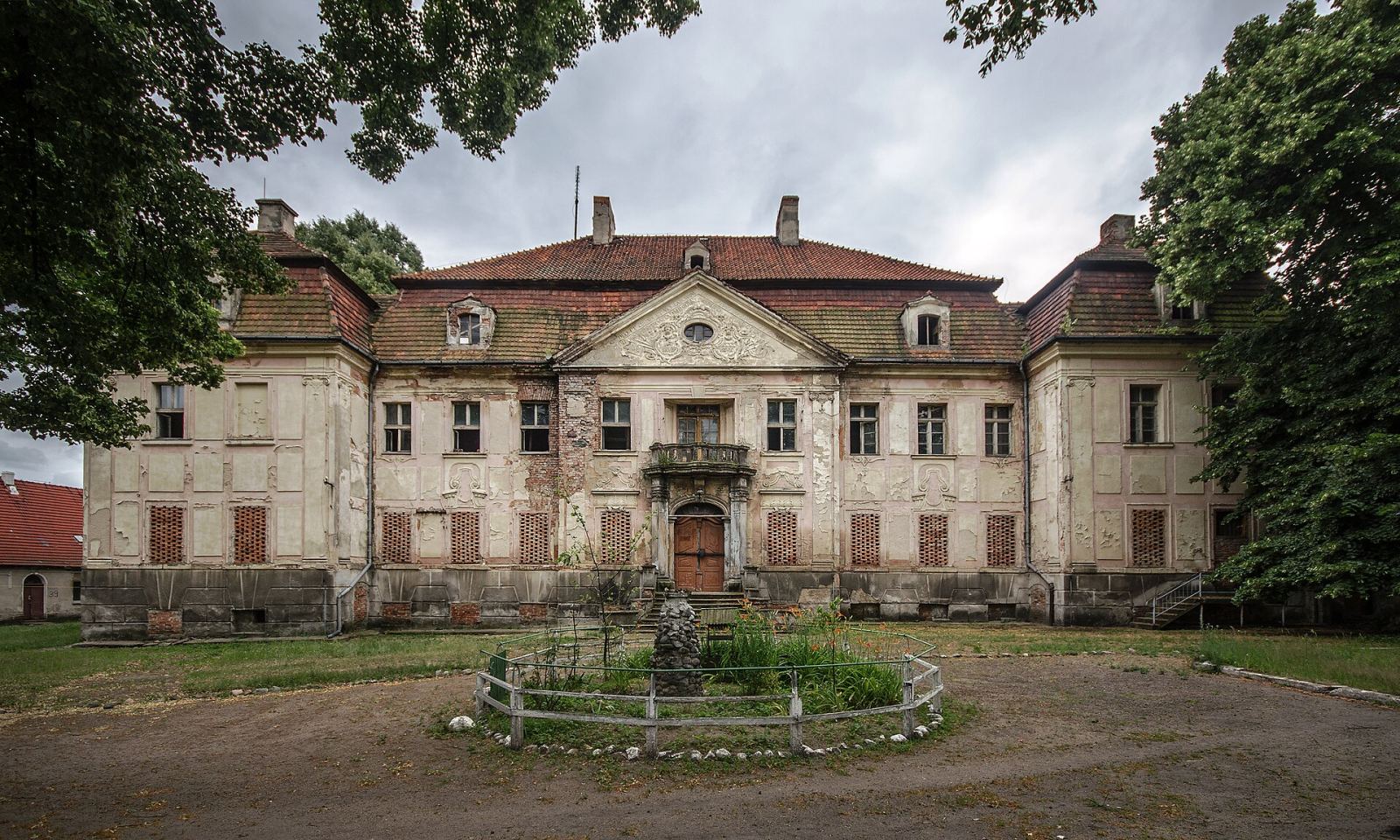 Pałac, Żukowice