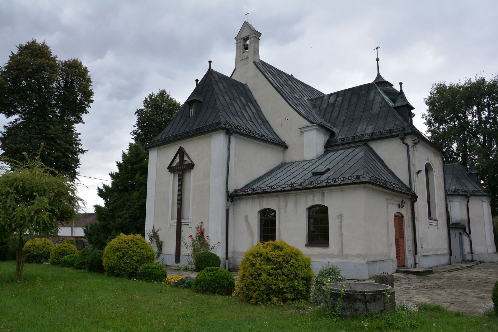 Kościół parafialny pw. św. Michała, Rozmierz