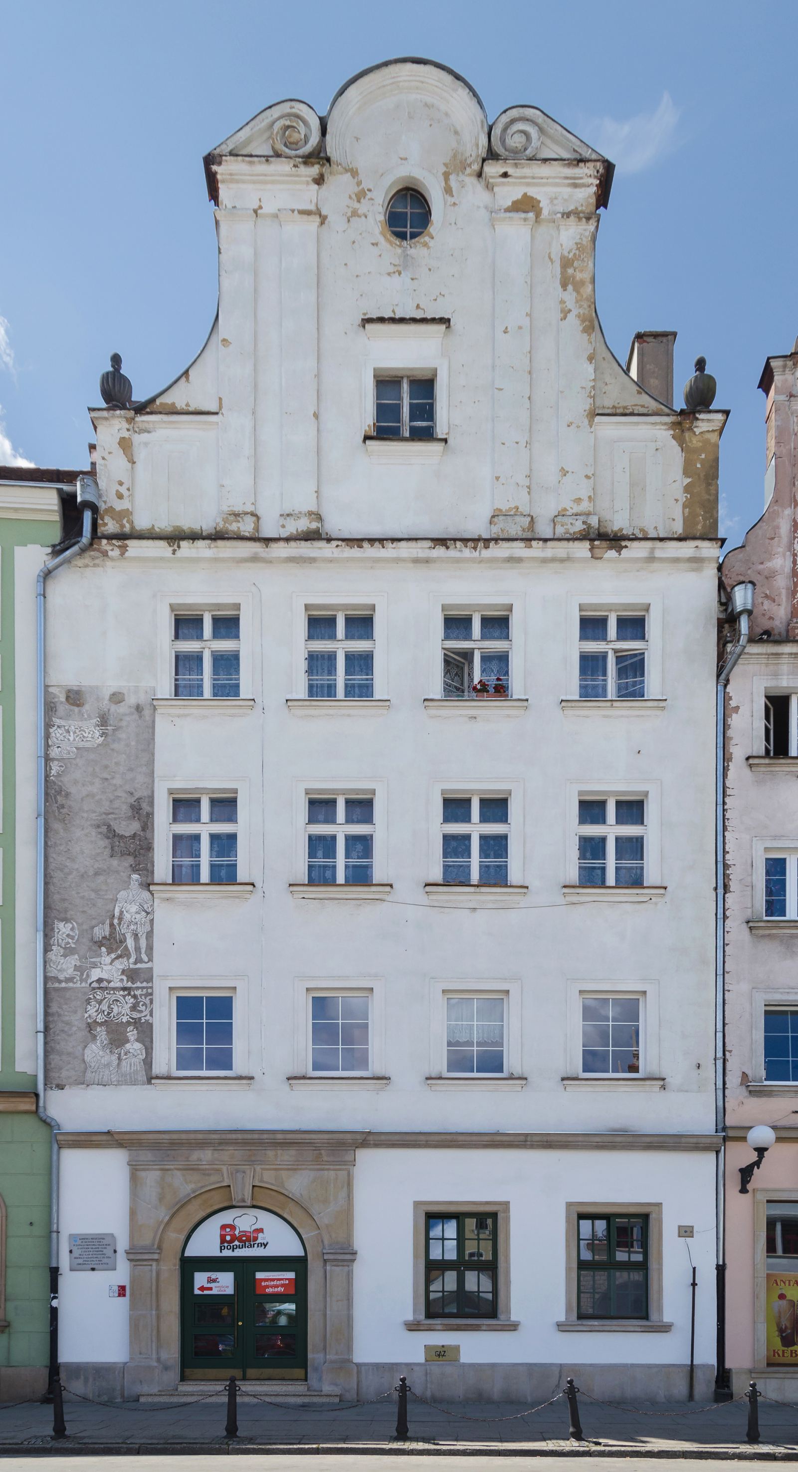 Dom, Nysa
