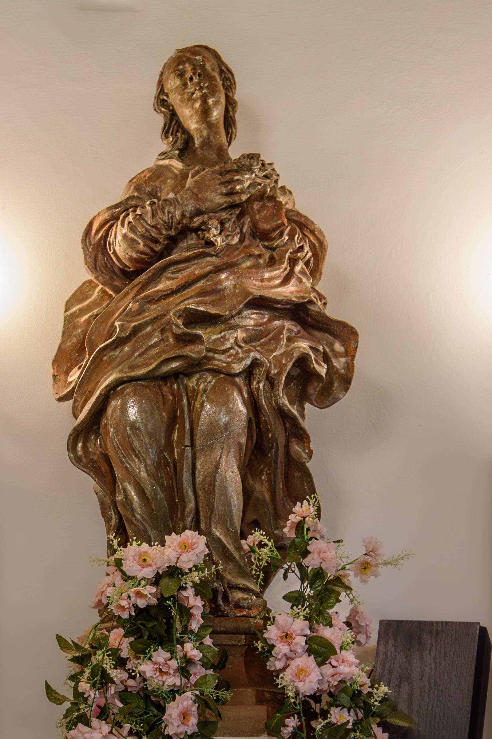 Figura św. Anny, Gutanów