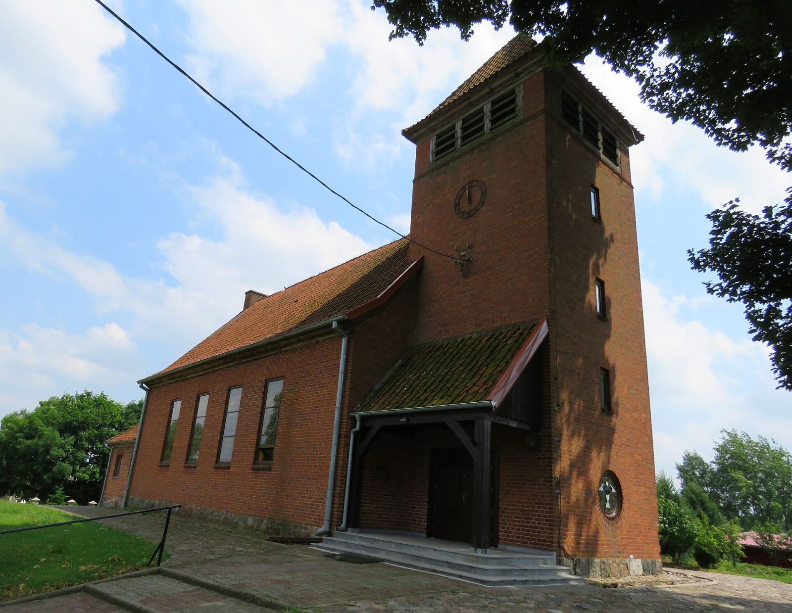 Kościół parafialny pw. Podwyższenia Krzyża Świętego, Piotrowice