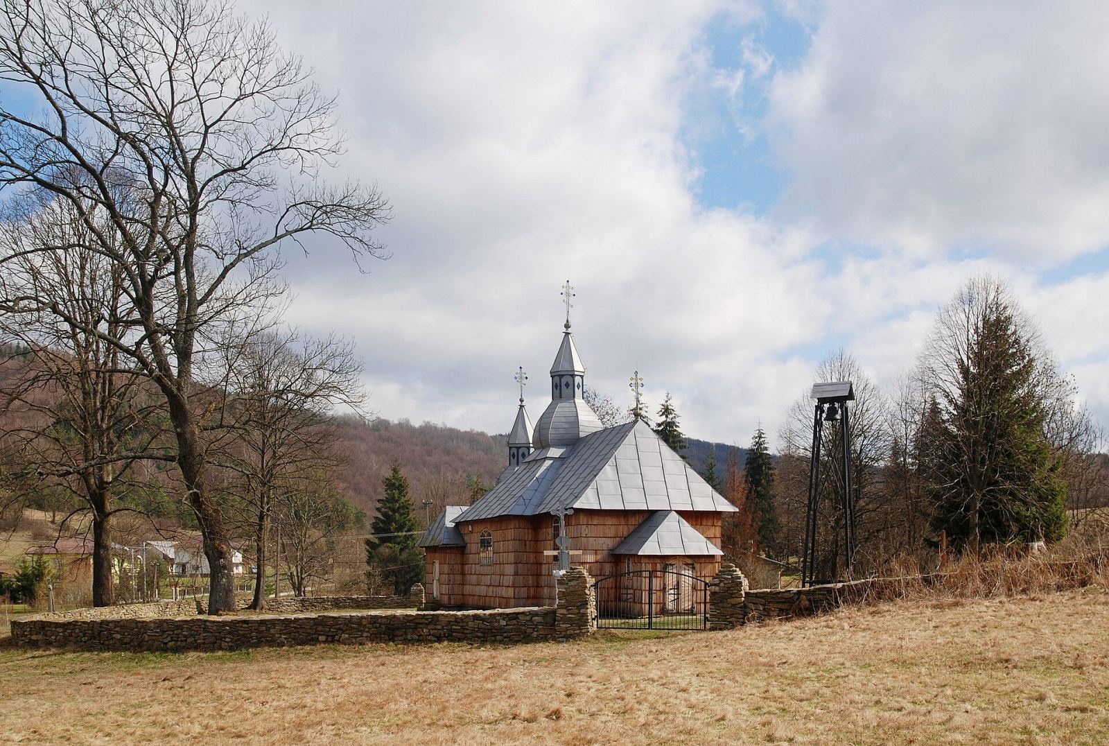 Cerkiew greckokatolicka pw. Przeniesienia Relikwii św. Mikołaja, Olchowiec