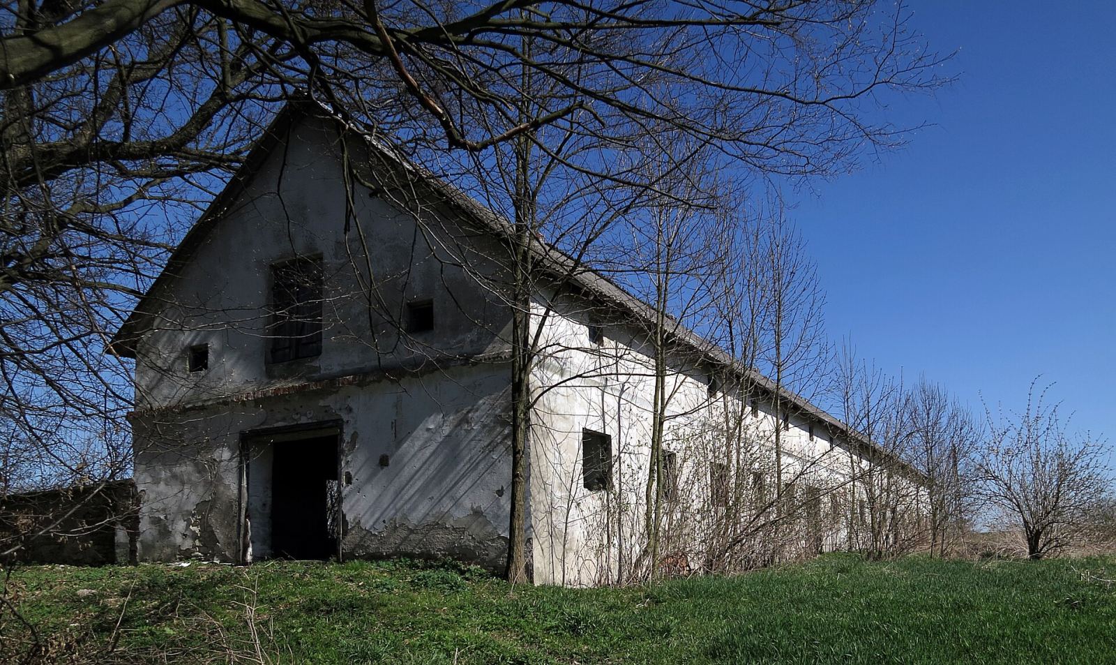 Owczarnia, Siedliska