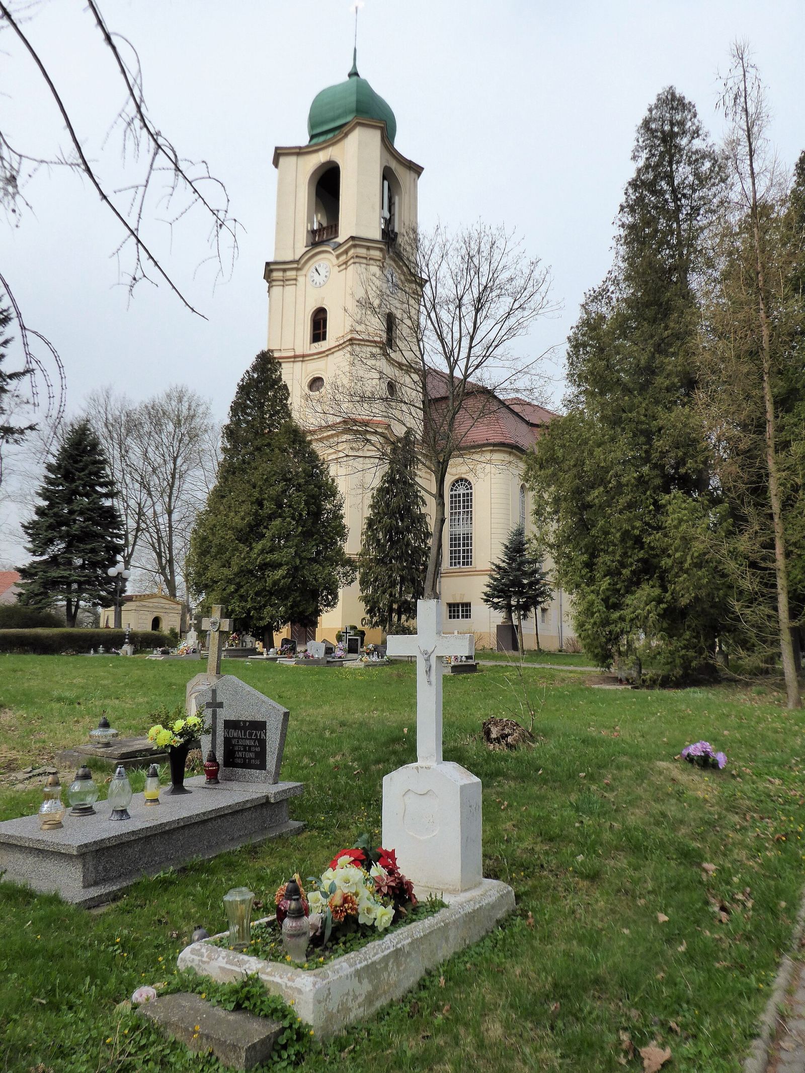 Kościół ewangelicki, ob. rzymskokatolicki pw. Matki Boskiej Nieustającej Pomocy i Chrystusa Króla, Zagrodno