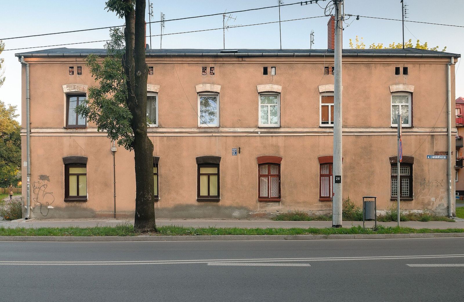 Dom, Żyrardów