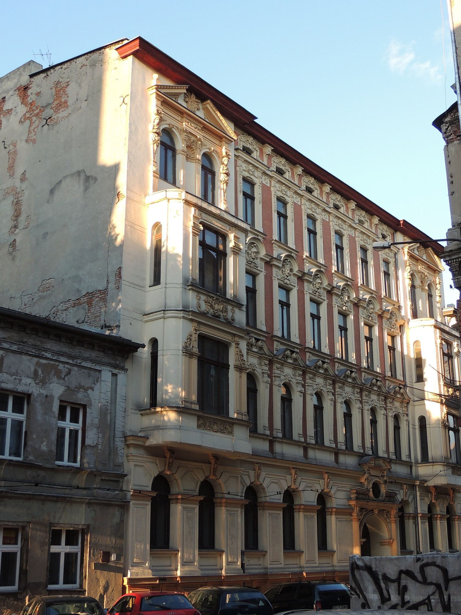 Kamienica z oficynami, Łódź