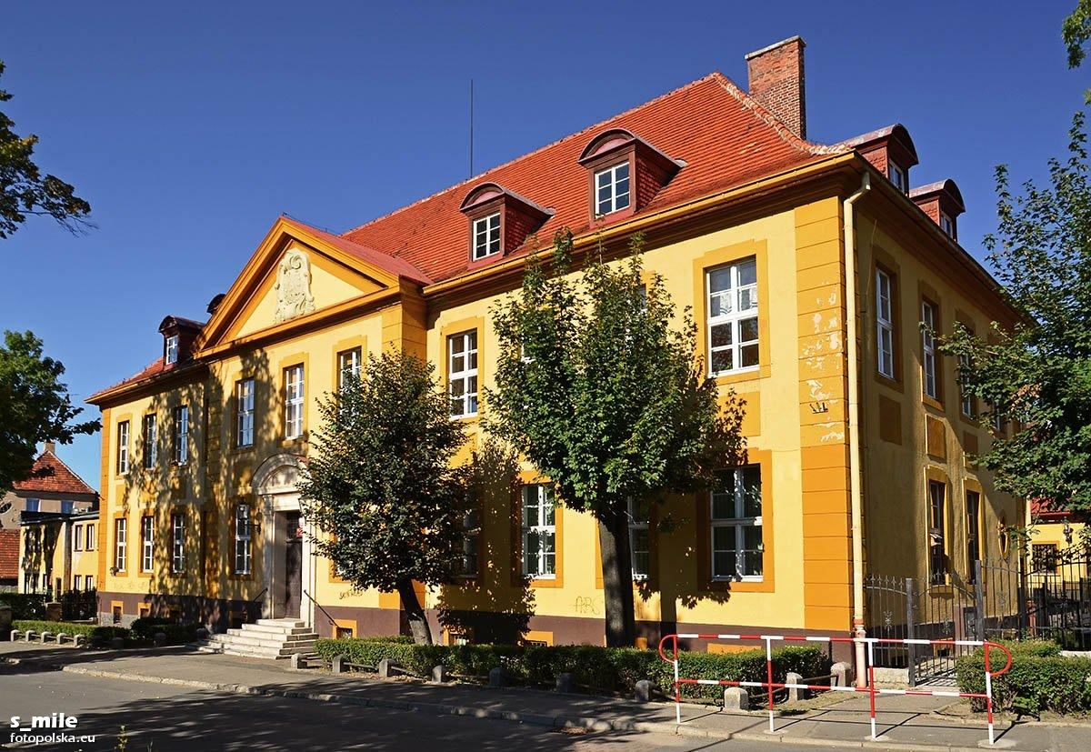 Zespół szkoły, Kowary
