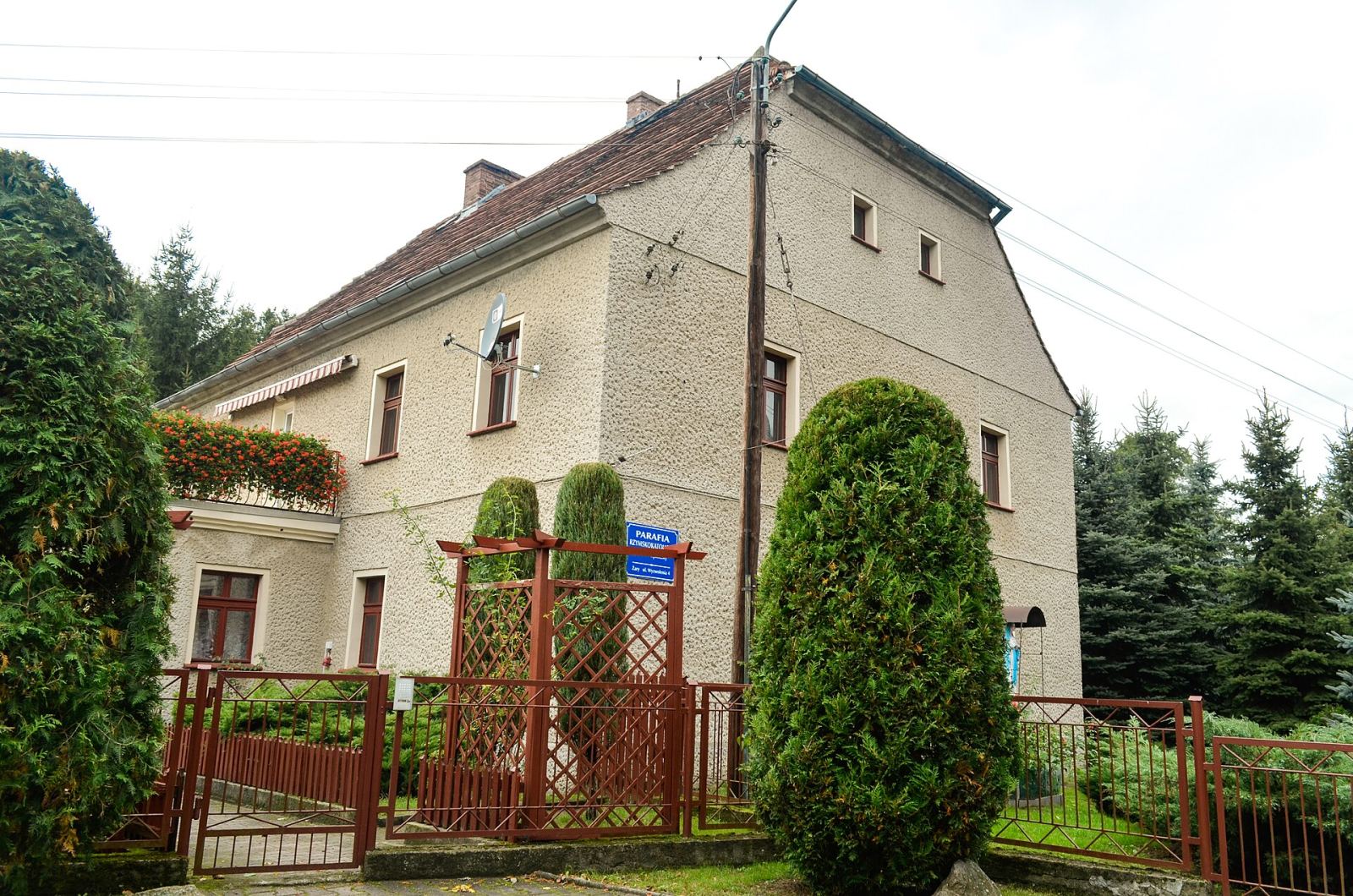 Plebania, Żary