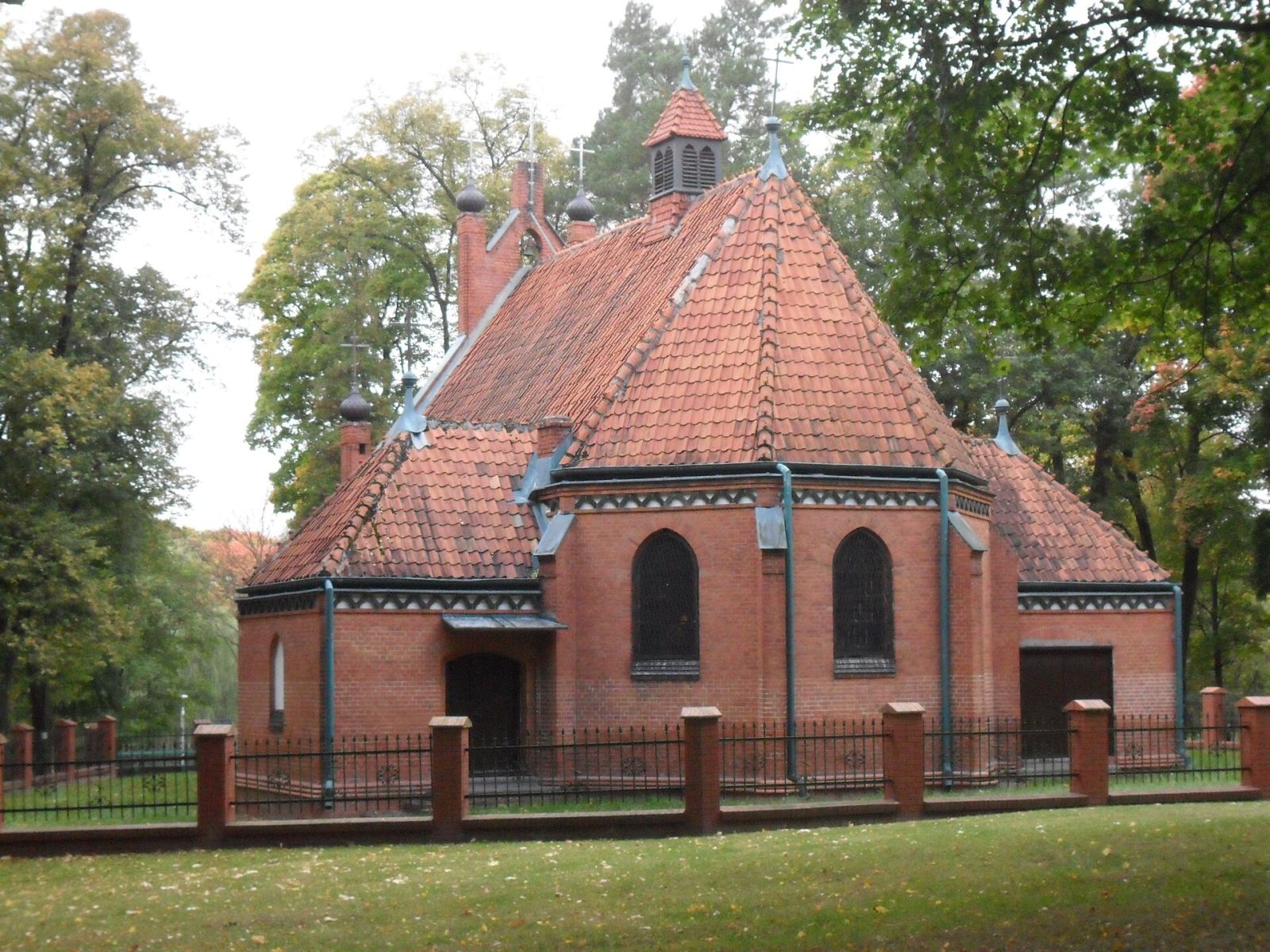 Kaplica, ob. cerkiew prawosławna pw. Matki Boskiej Opiekuńczej, Olsztyn