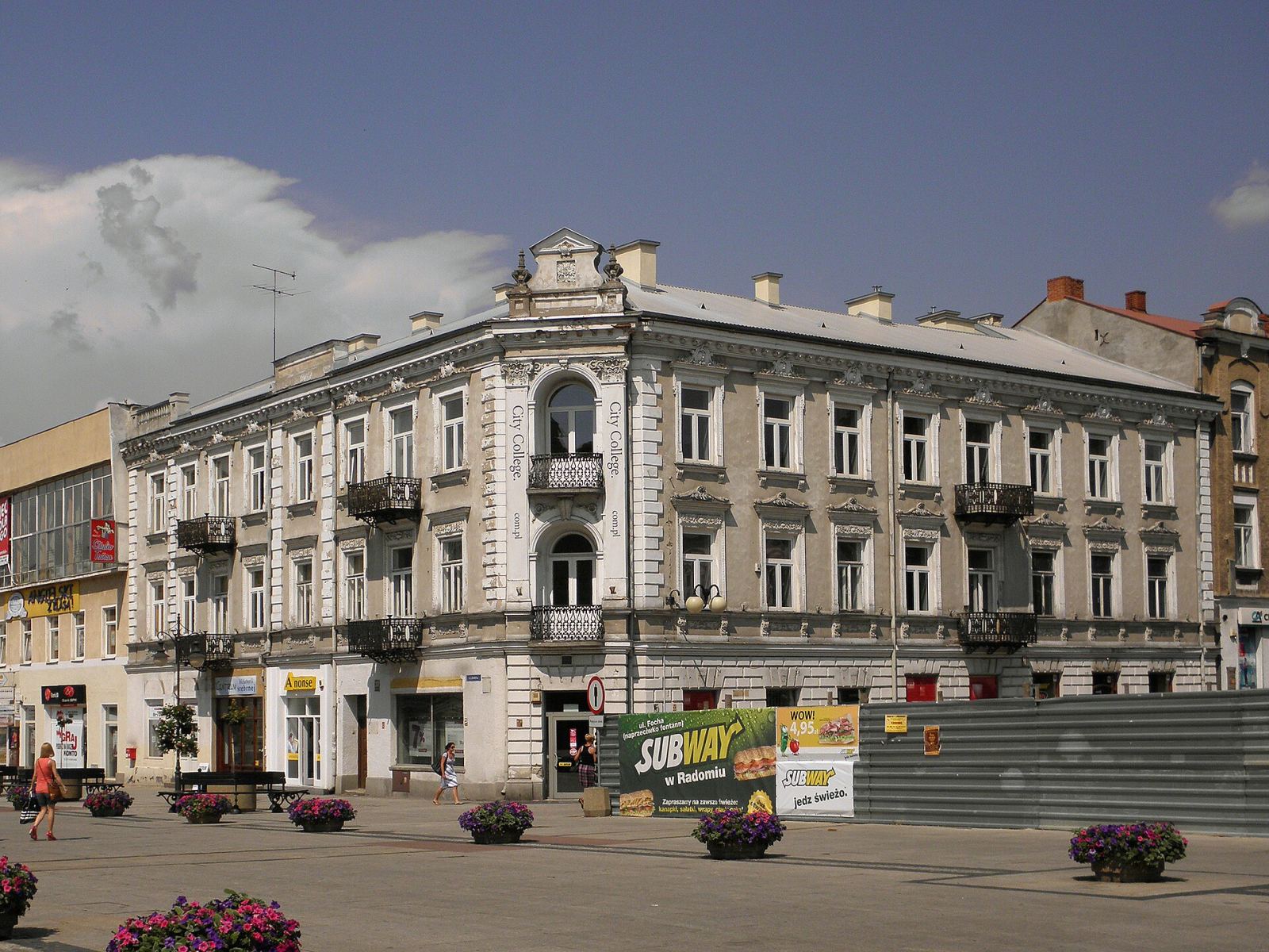 Budynek, Radom