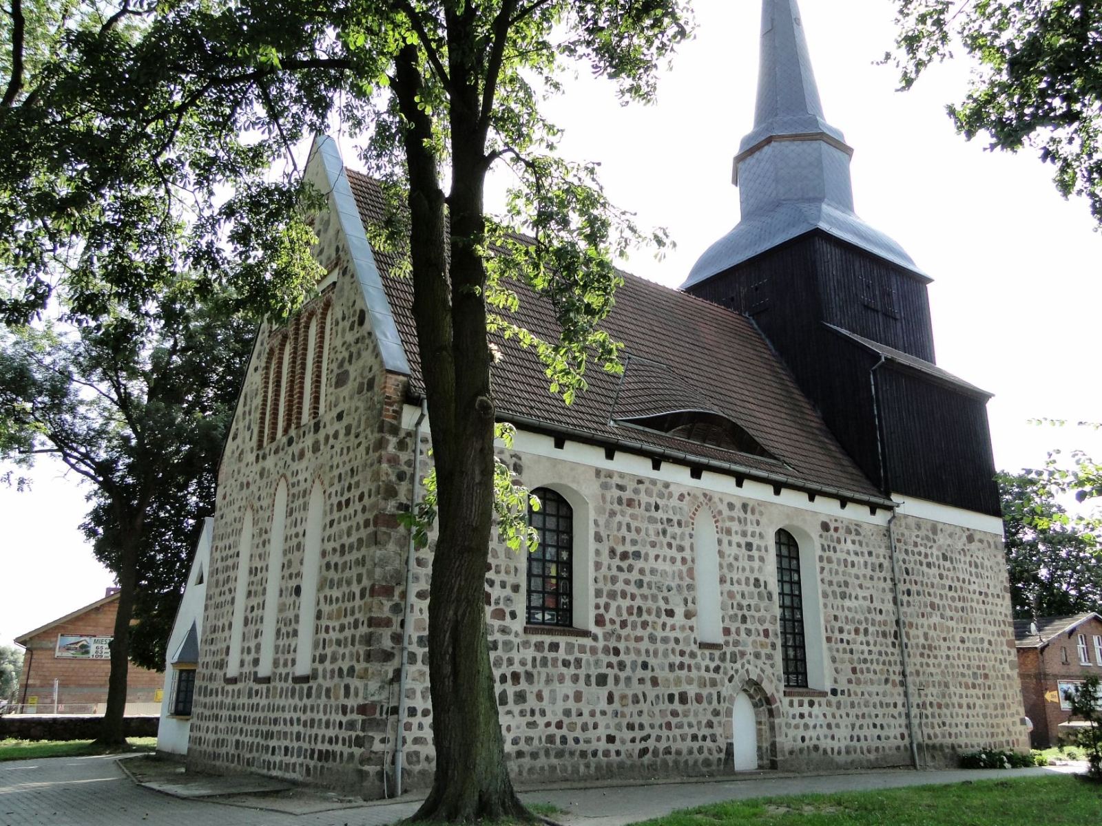 Kościół parafialny pw. Matki Boskiej Bolesnej, Mierzyn