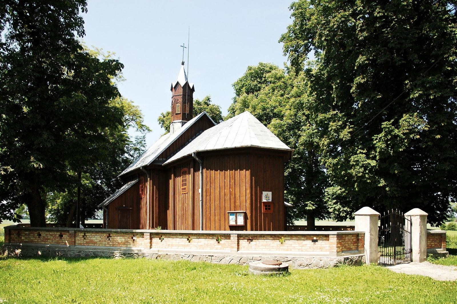 Kościół pw. św. Marii Magdaleny, Pilichowo