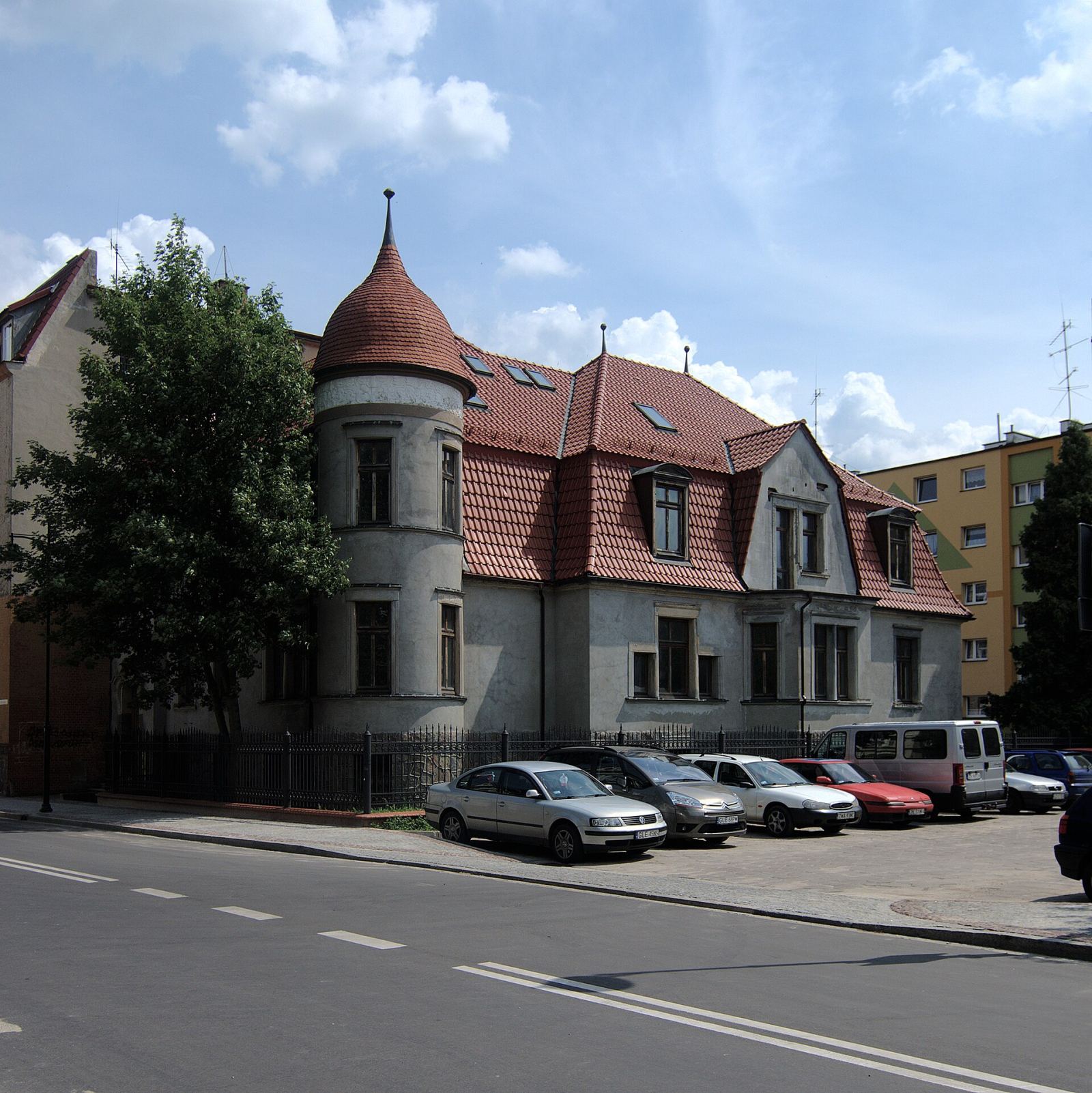 Dom, ob. przychodnia rejonowa, Lębork