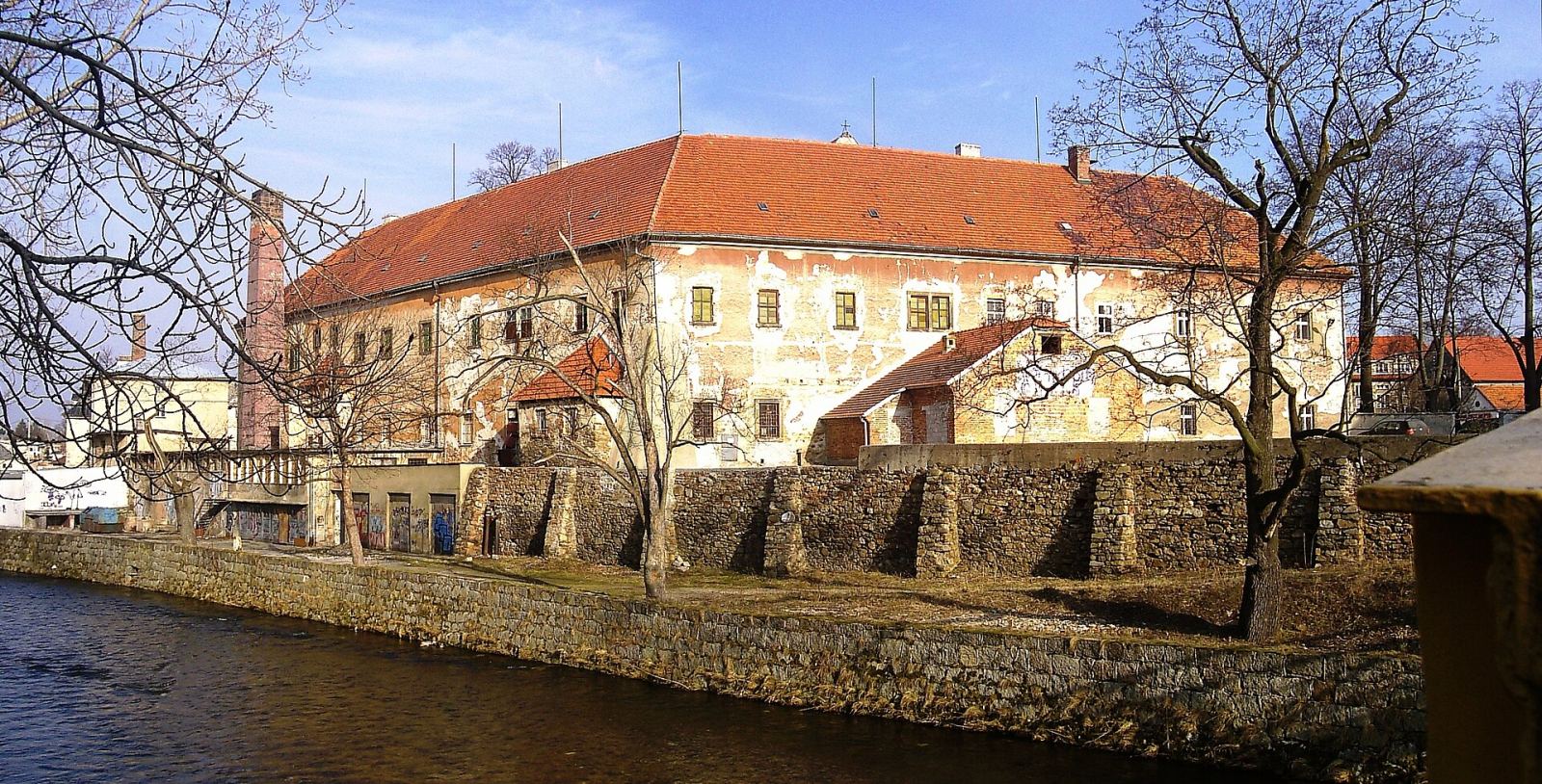 Klasztor cystersów, ob. pijarów, Jelenia Góra