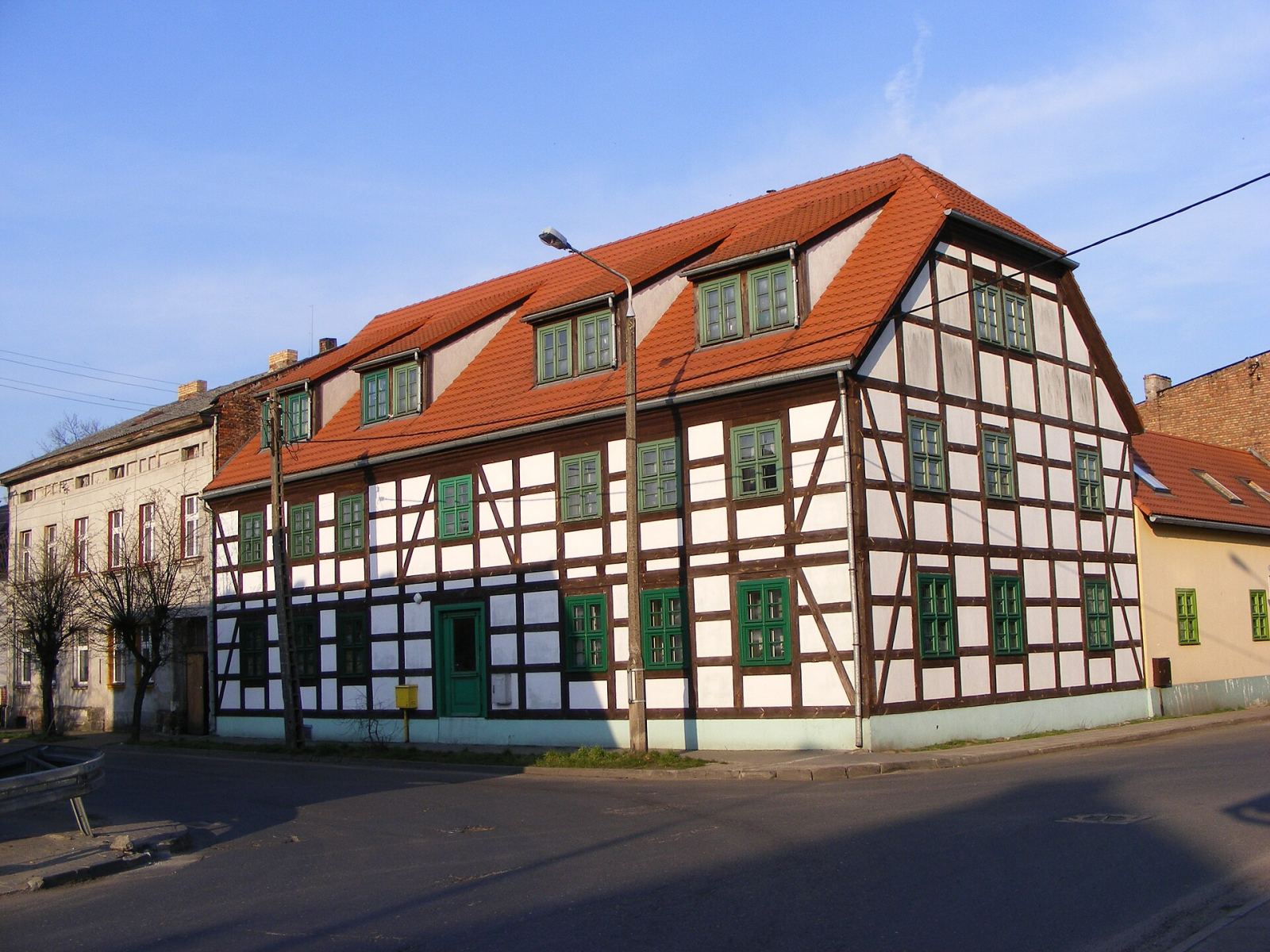 Dom, Drezdenko