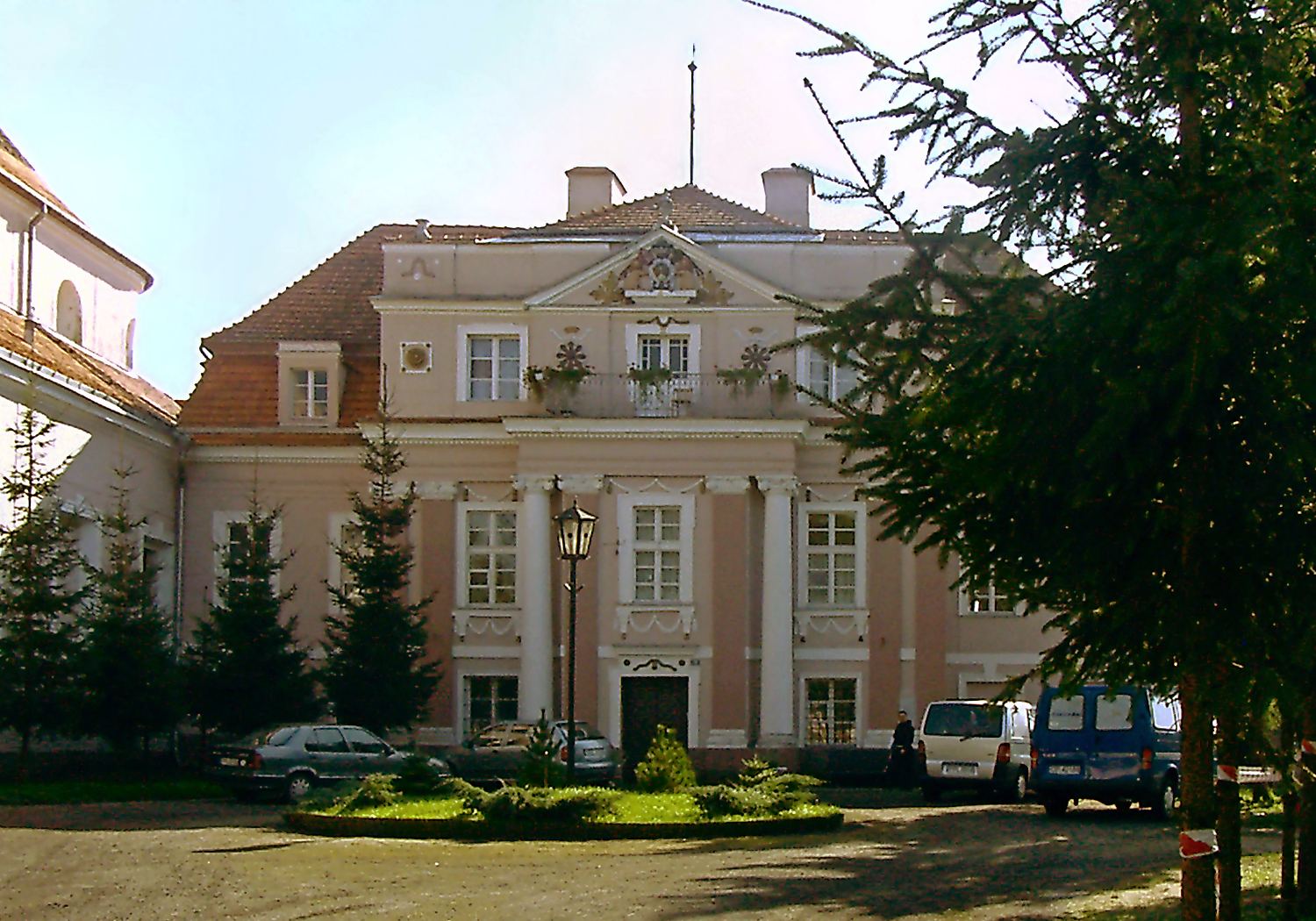 Pałac infułatów, ob. plebania, Chocz