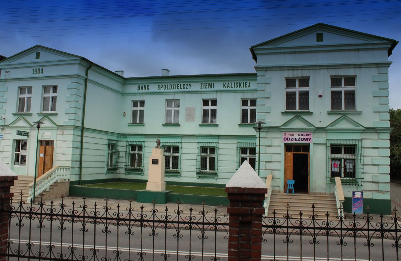 Dom ludowy, ob. bank spółdzielczy, Lisków