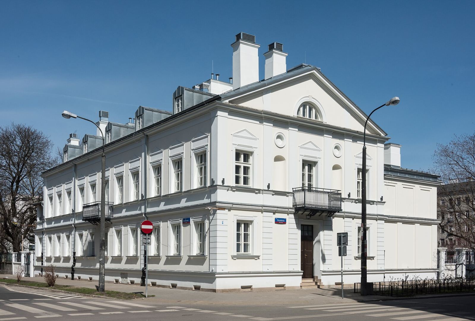 Otoczenie, Warszawa