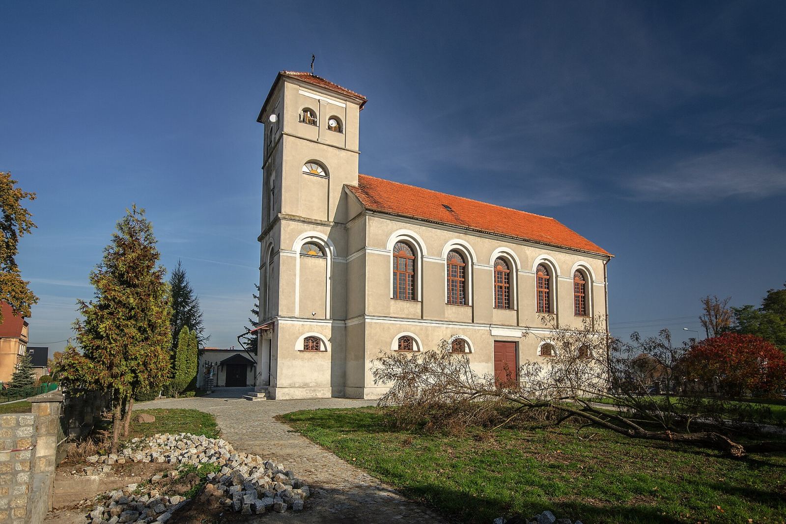 Kościół ewangelicki, ob. rzymskokatolicki filialny pw. św. Michała Archanioła, Michałowice