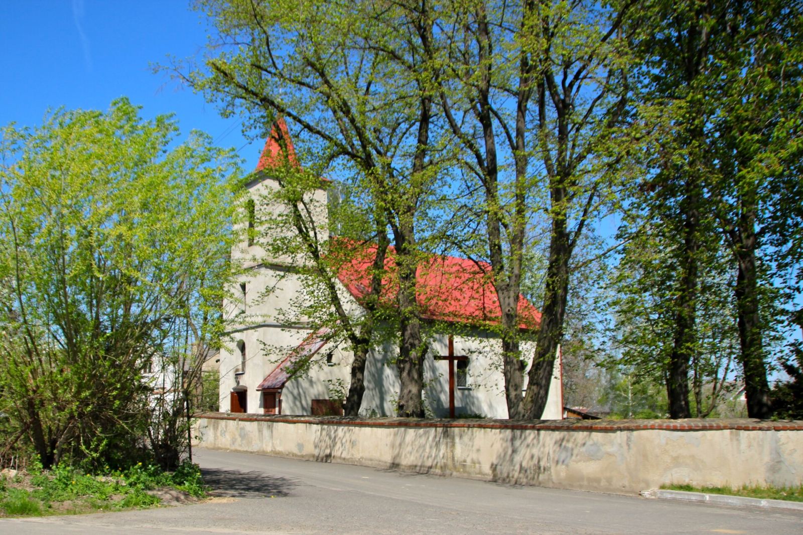 Kościół filialny pw. św.św. Piotra i Pawła, Dobieszów