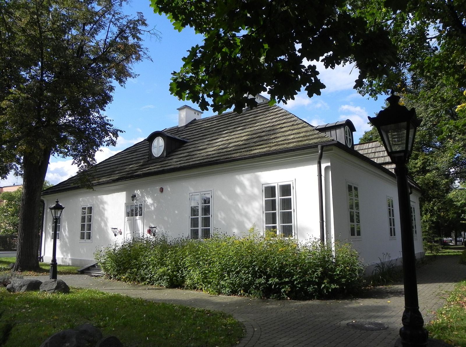 Dwór, tzw. Dom Skarbka, ob. Muzeum Regionalne, Grodzisk Mazowiecki