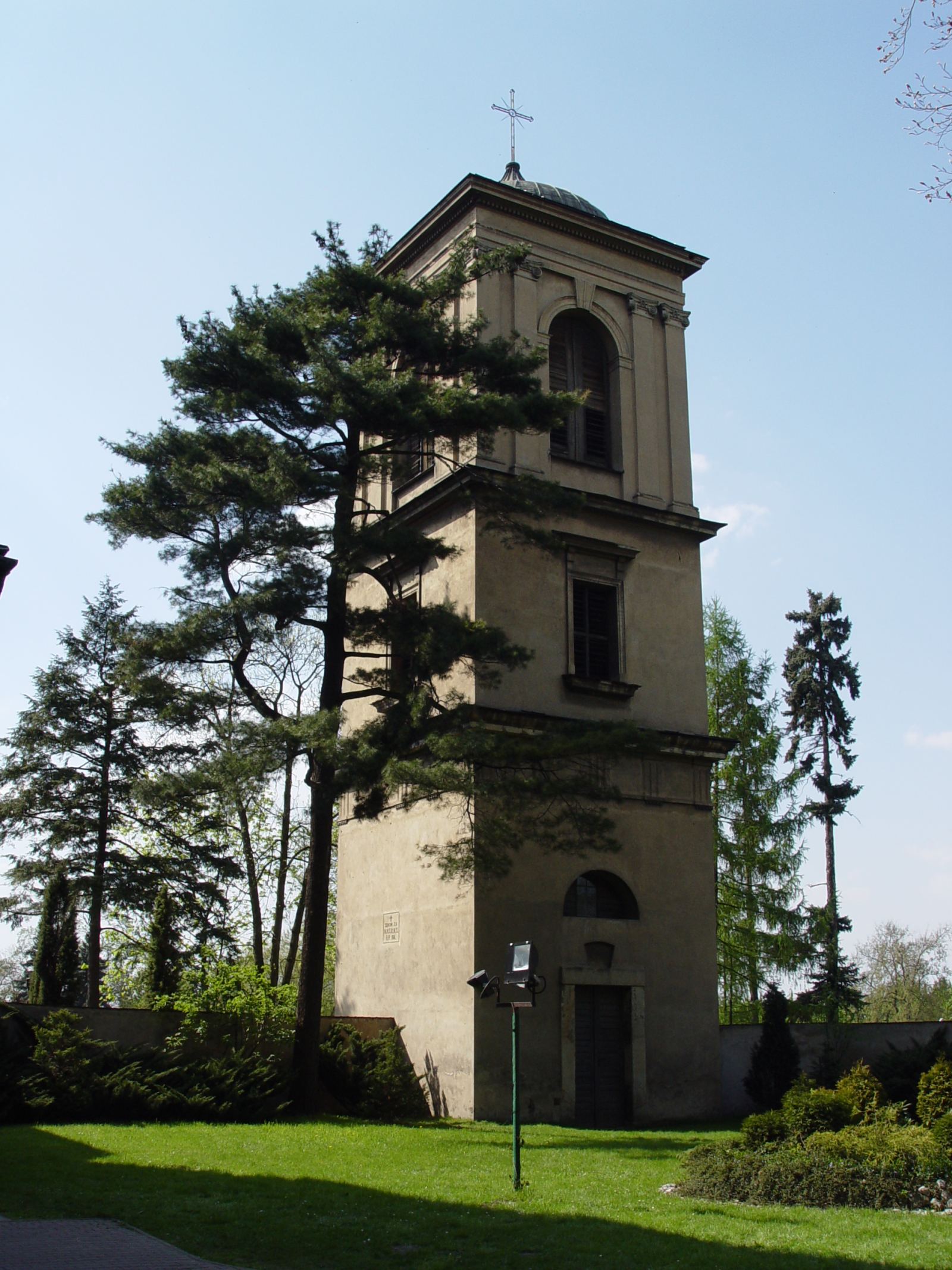Dzwonnica, Staniątki