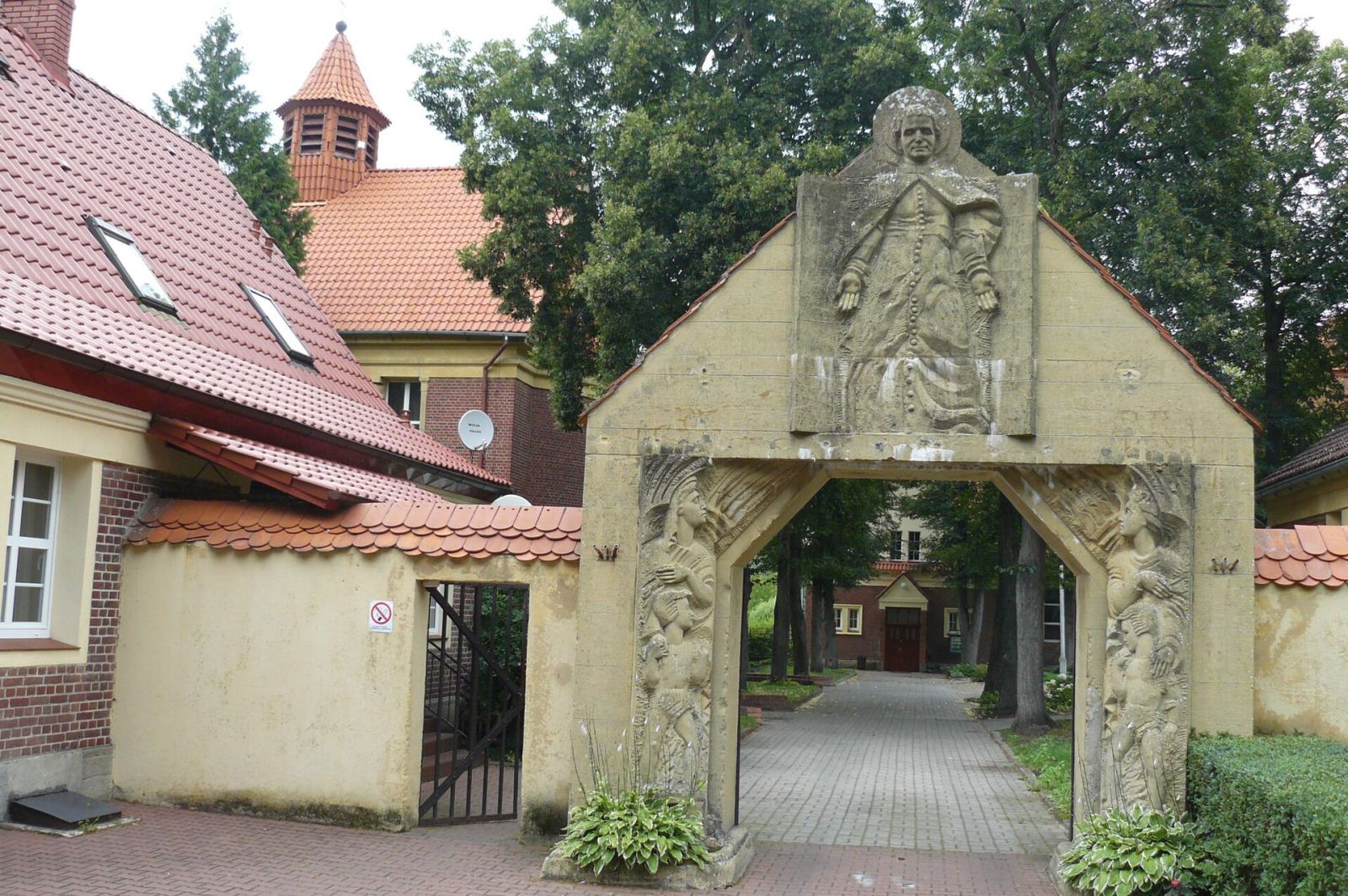 Brama wjazdowa, Antoniewo