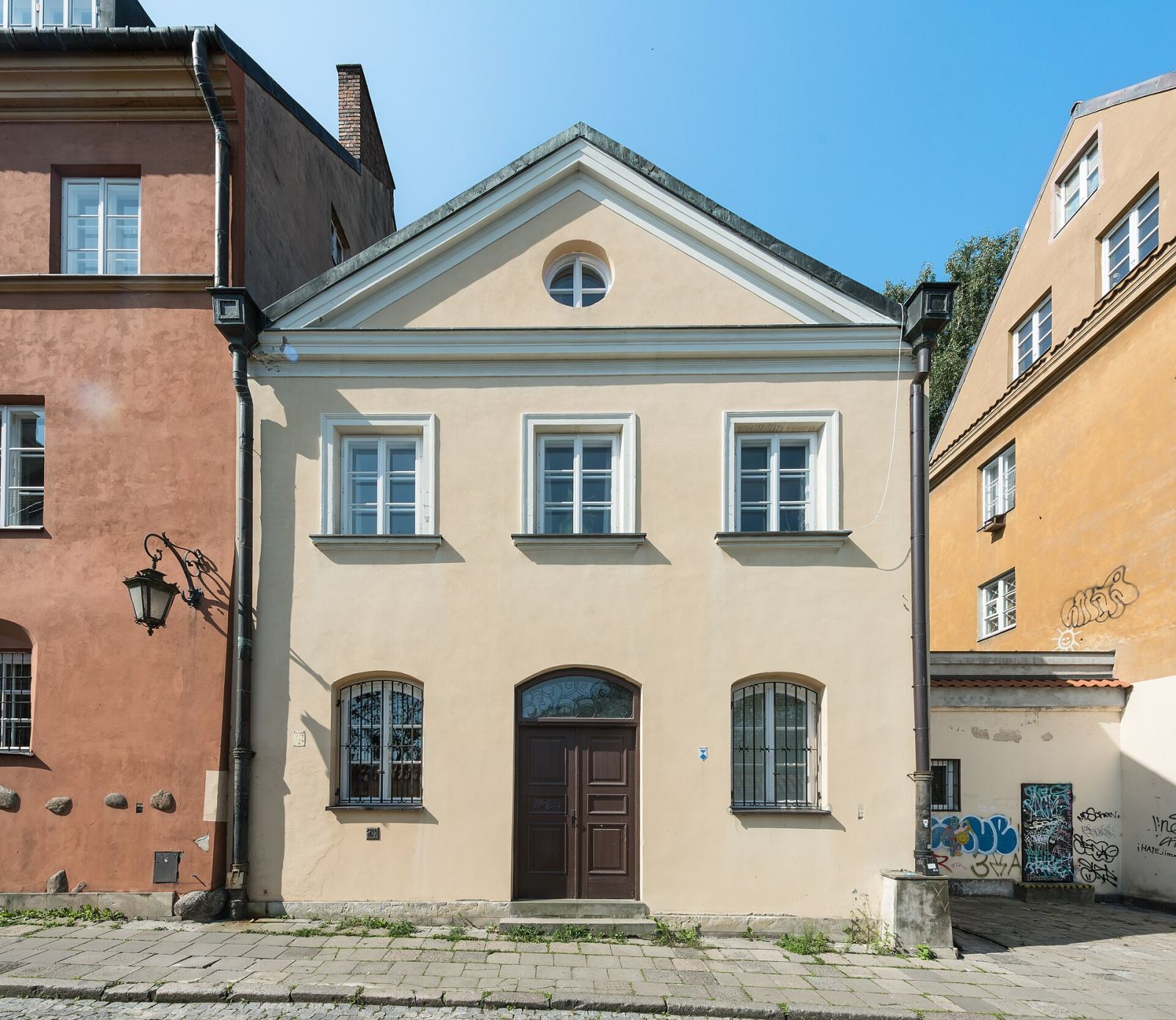 Kamienica z oficyną, Warszawa
