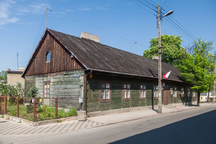 Dworek, Skierniewice
