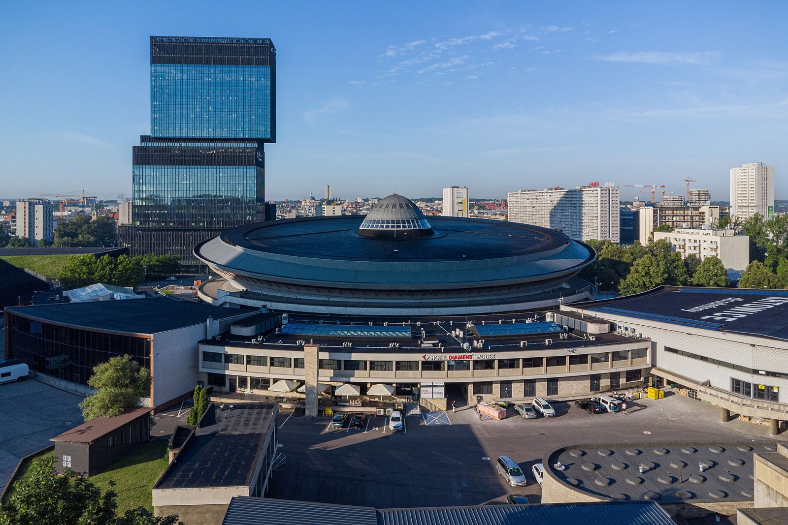 Zespół zabudowy hali widowiskowo-sportowej Spodek, Katowice