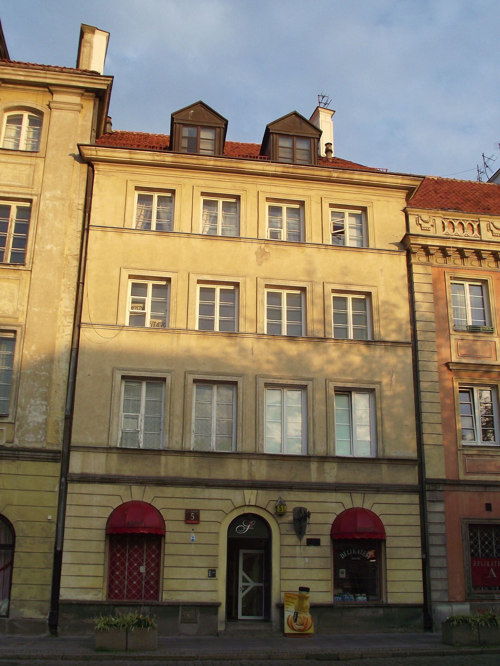 Kamienica, Warszawa