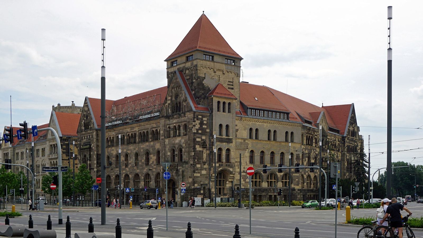 Gmach Ziemstwa Kredytowego, Poznań
