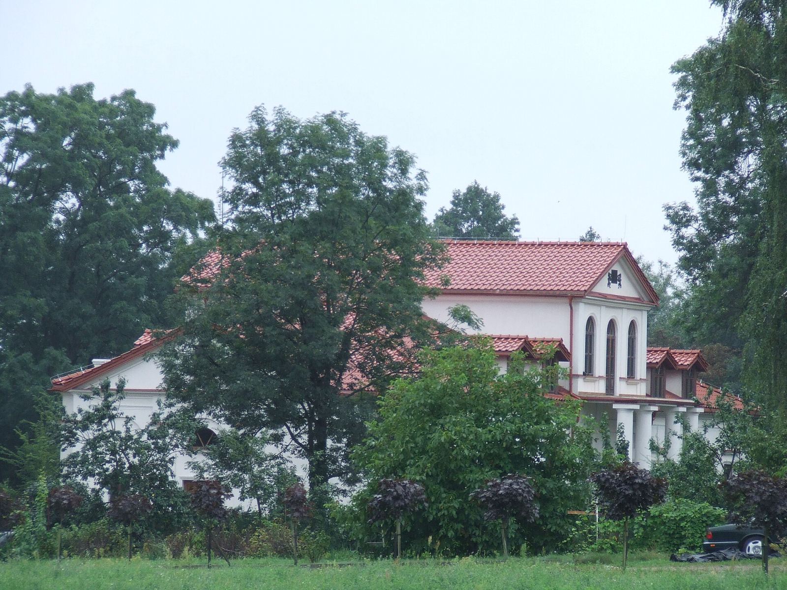 Zespół podworski, Korytnica