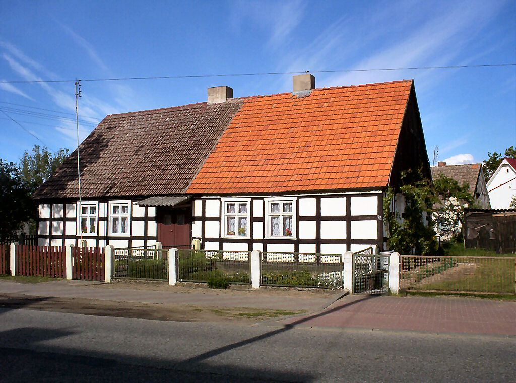 Dom, Tanowo