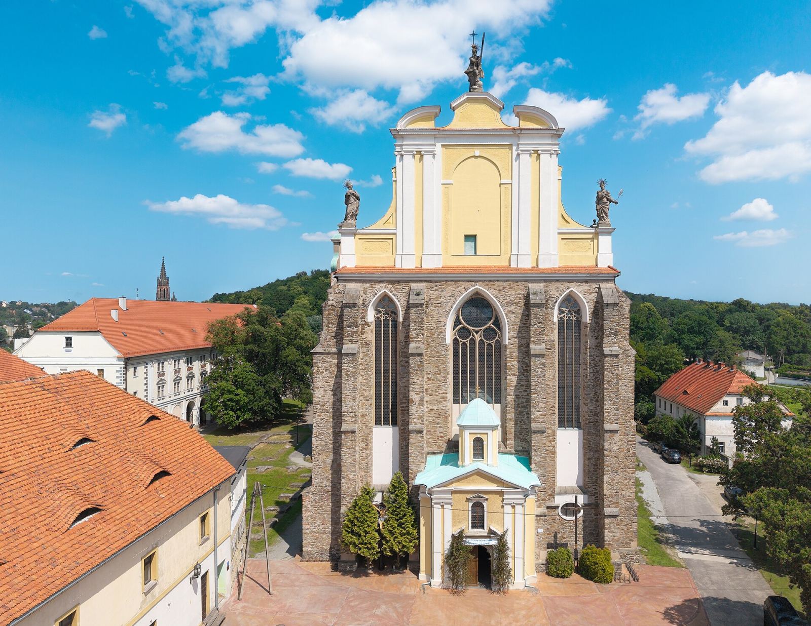 Kościół, ob. parafialny pw. Wniebowzięcia Najświętszej Marii Panny, Kamieniec Ząbkowicki
