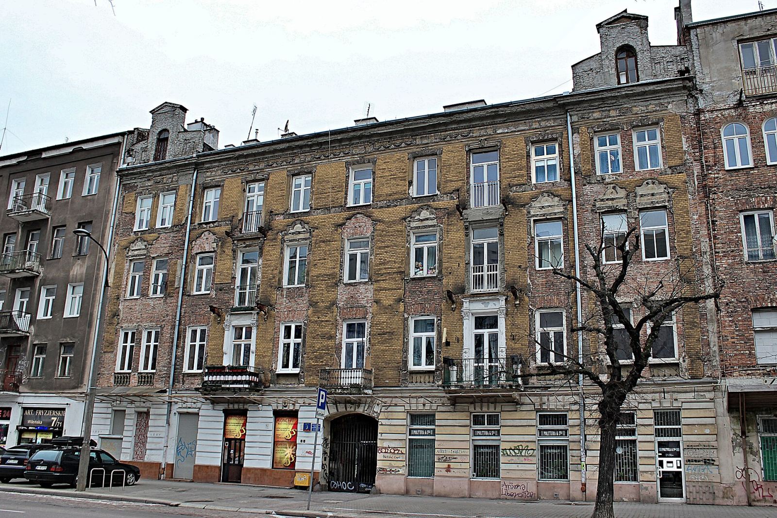 Kamienica z oficynami, Warszawa