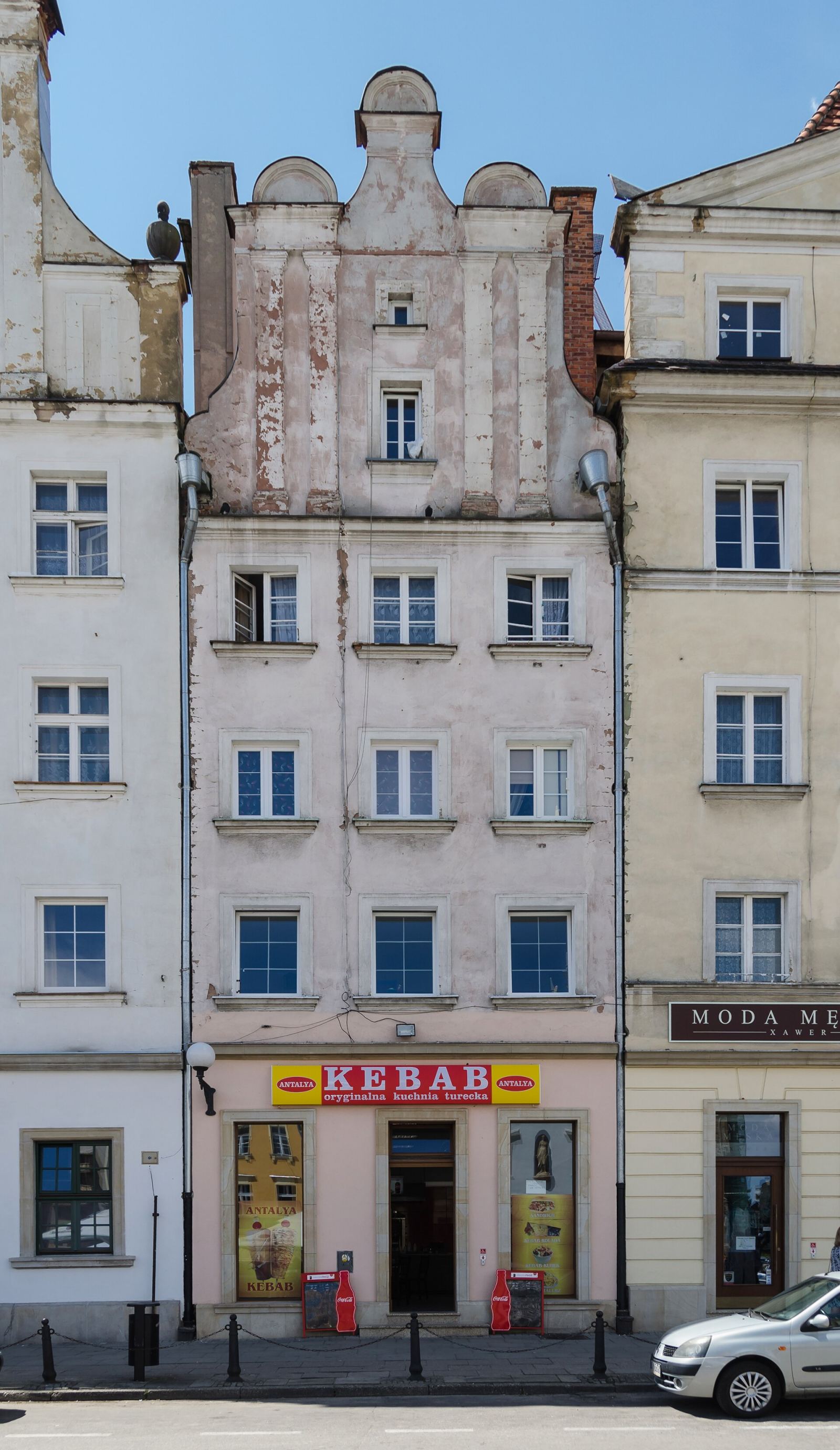 Dom, Nysa