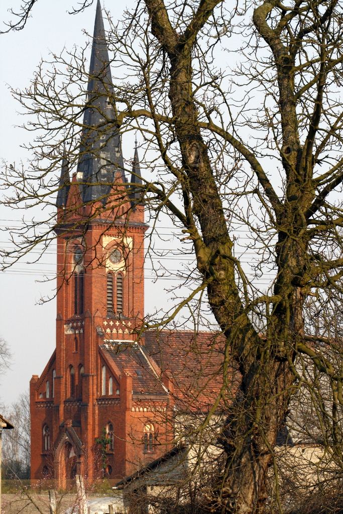 Kościół ewangelicki, ob. rzymskokatolicki parafialny św.św. Apostołów Piotra i Pawła, Lemierzyce